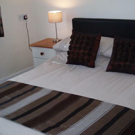 Copper Beech Rooms นิวคีย์ ภายนอก รูปภาพ